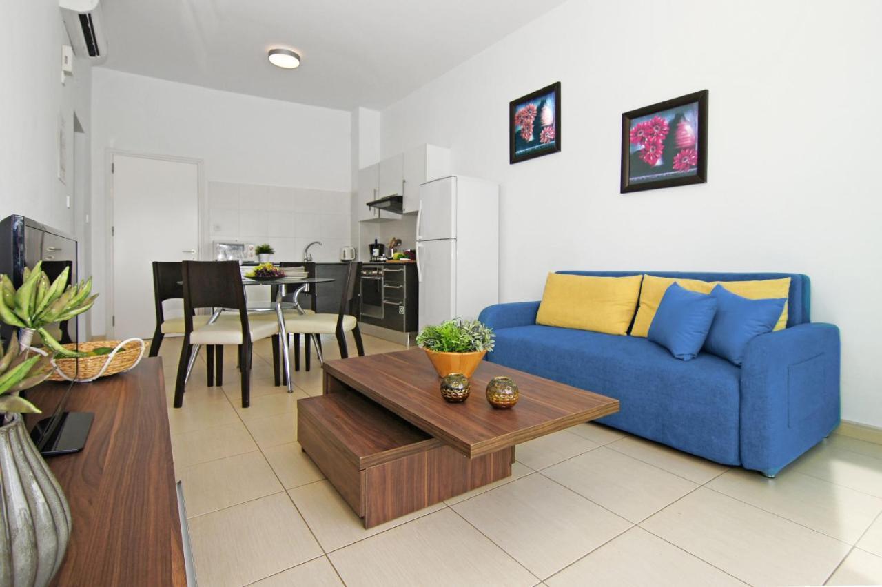 Diana - Coralli Beachfront Apartment Protaras Eksteriør bilde