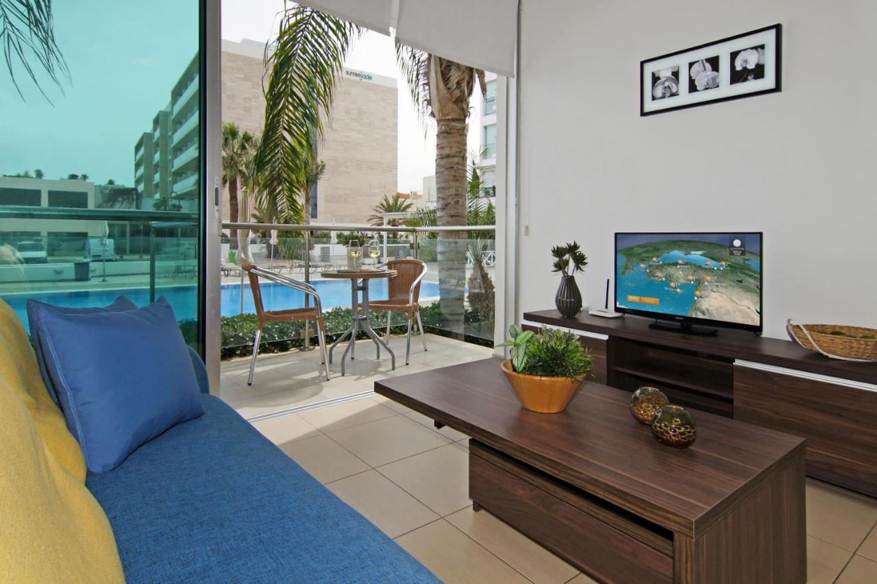 Diana - Coralli Beachfront Apartment Protaras Eksteriør bilde