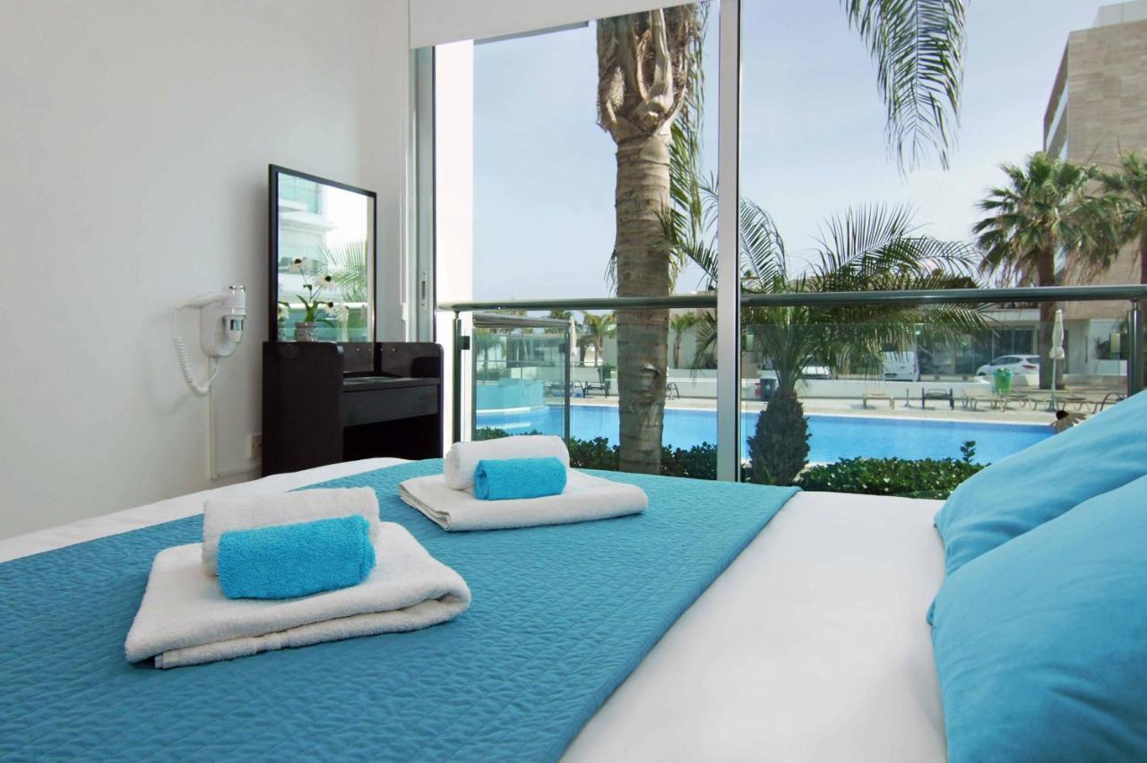Diana - Coralli Beachfront Apartment Protaras Eksteriør bilde