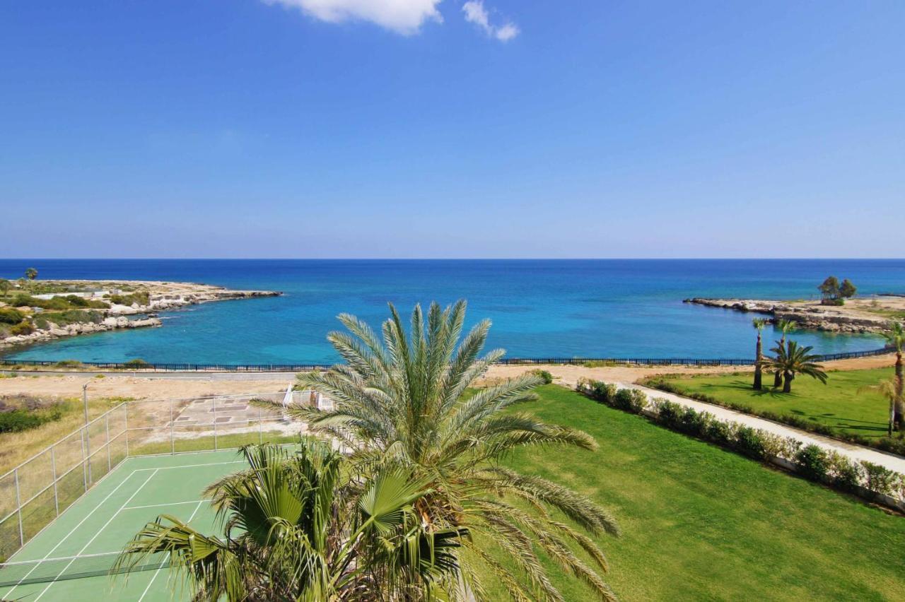 Diana - Coralli Beachfront Apartment Protaras Eksteriør bilde